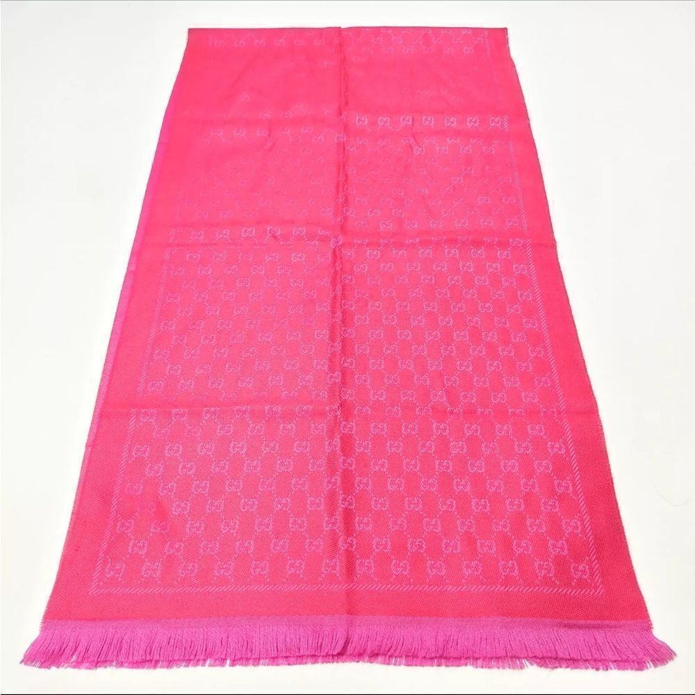 Gucci Red Fuchsia GG Monogram Wool Lame Jacquard Stenlux Scarf Stole Shawl Wrap